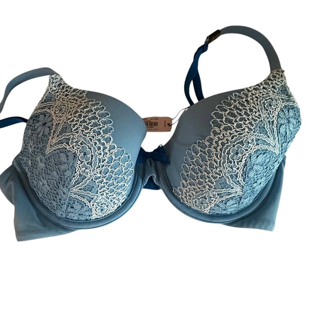 Victoria’s Secret Body by Victoria lined perfect coverage lace Bra blue